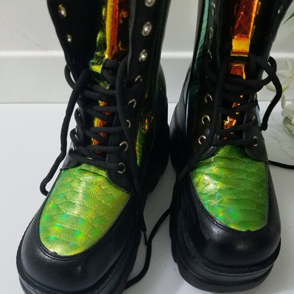 Snake Punk Platform Boots - Picture 2 of 6